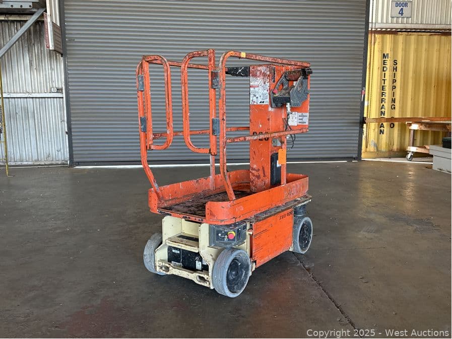 jlg-1230es-vertical-mast-lift-12-39-max-height-574702