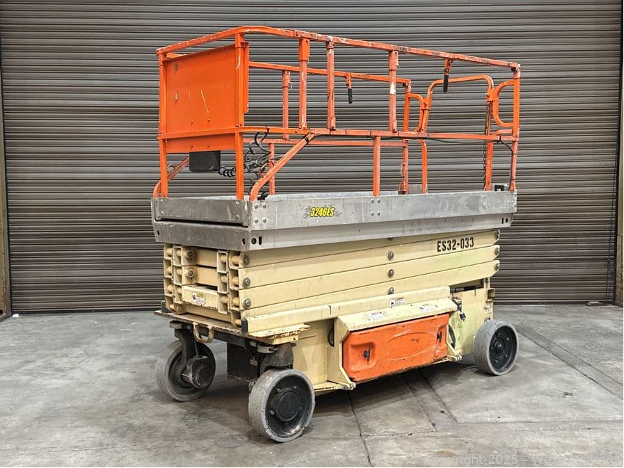 jlg-3246es-electric-scissor-lift-31-75-39-max-height-574705