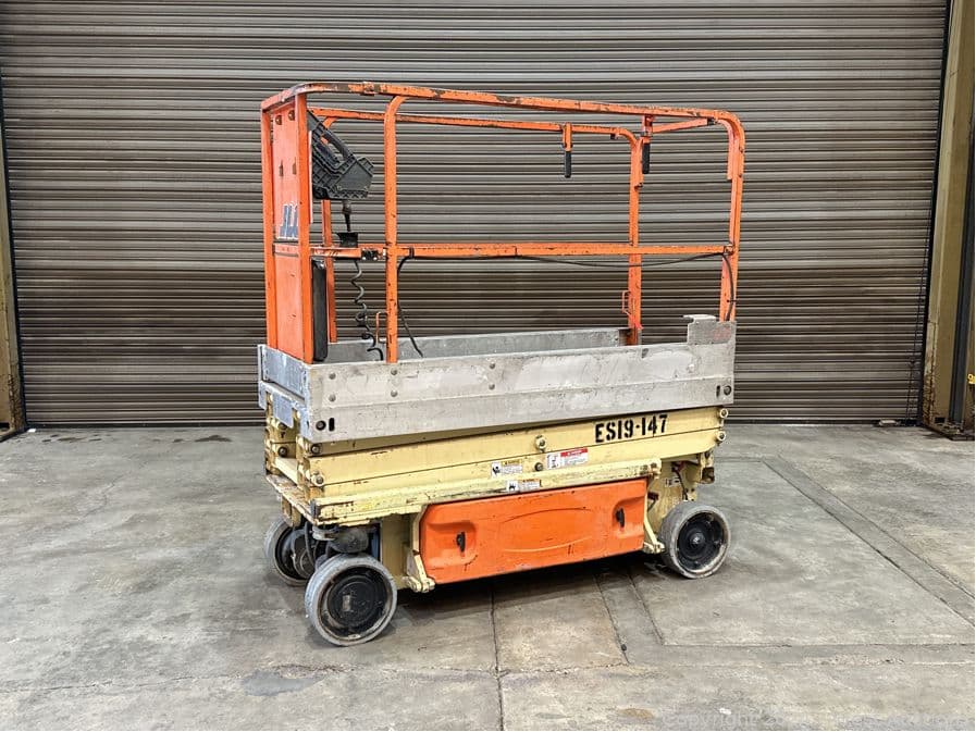 jlg-1930es-electric-scissor-lift-18-8-max-height-575178