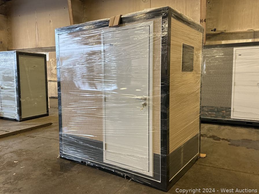 2024-portable-bathroom-with-toilet-and-shower-unused-574602