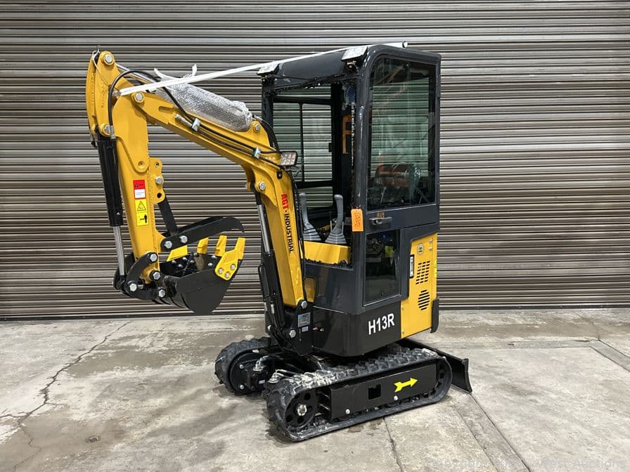 2024-agt-h13r-hydraulic-crawler-excavator-with-cab-unused-574679