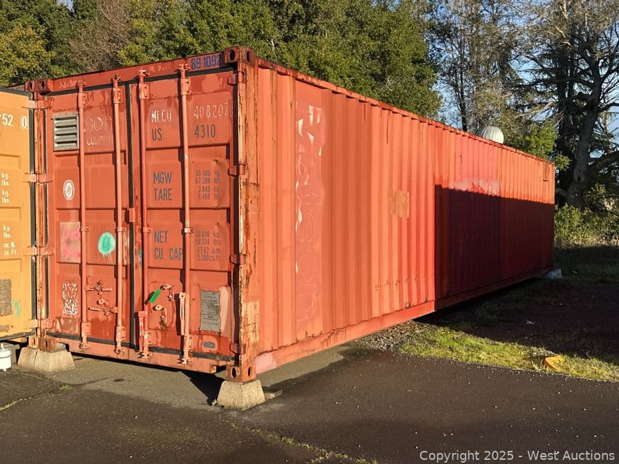 40-shipping-container-574853