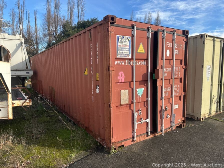 40-shipping-container-contents-not-included-574842