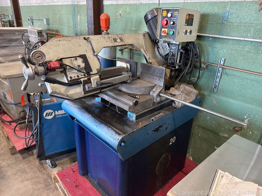 south-bend-horizontal-variable-speed-metal-cutting-bandsaw-with-sliding-vise-575629