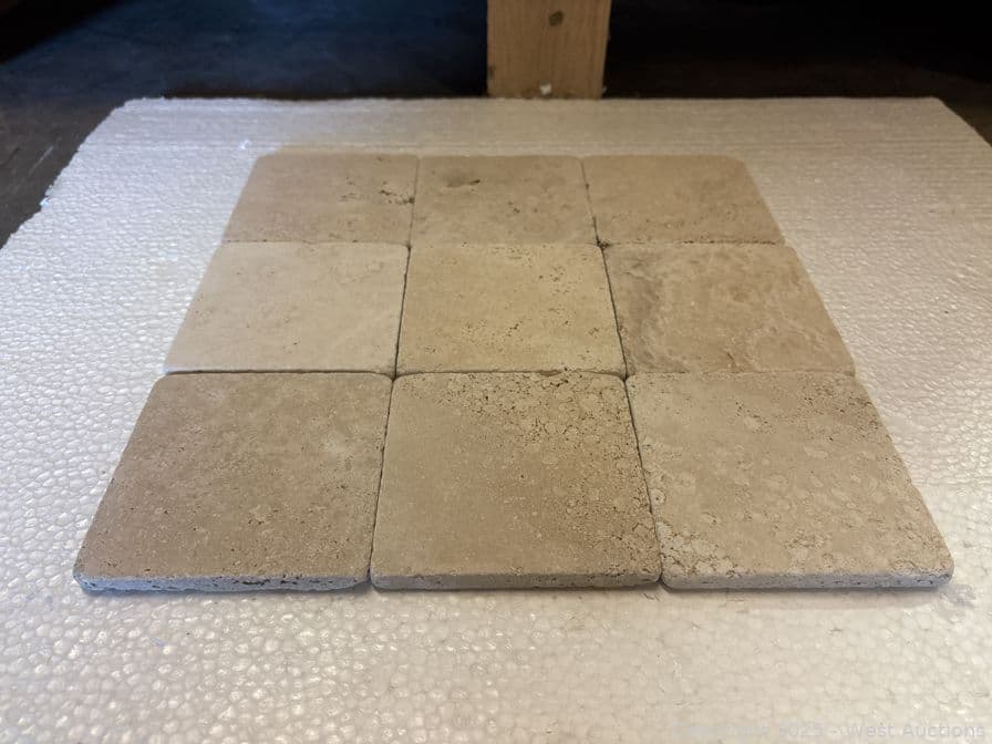 3-700-cream-colored-peruvian-travertine-tiles-577148