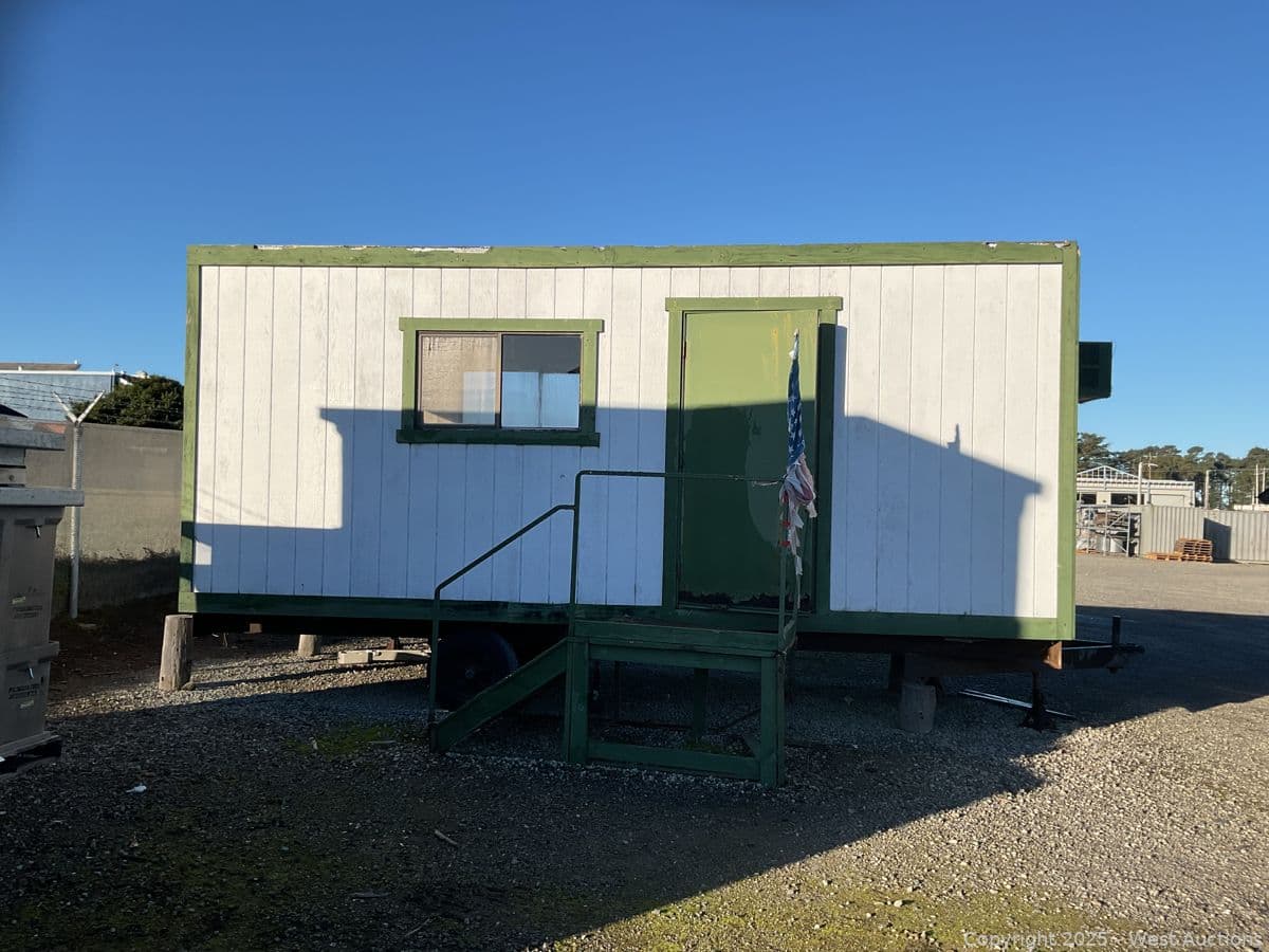 office-trailer-576385