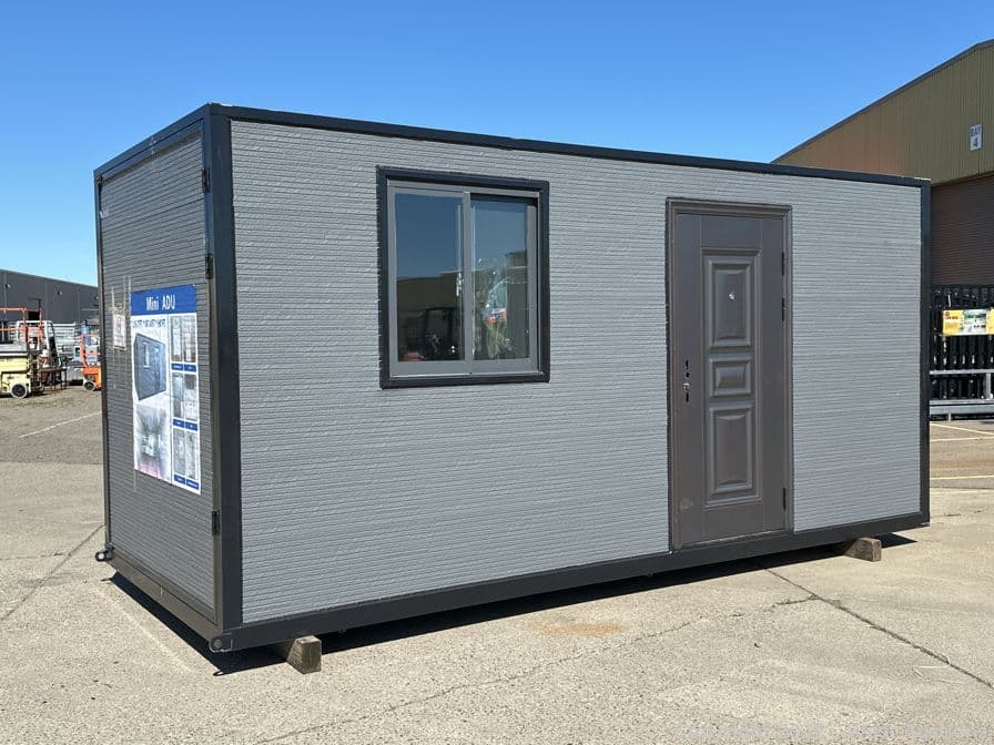 2024-simple-space-wood-grain-mini-adu-unused-579913