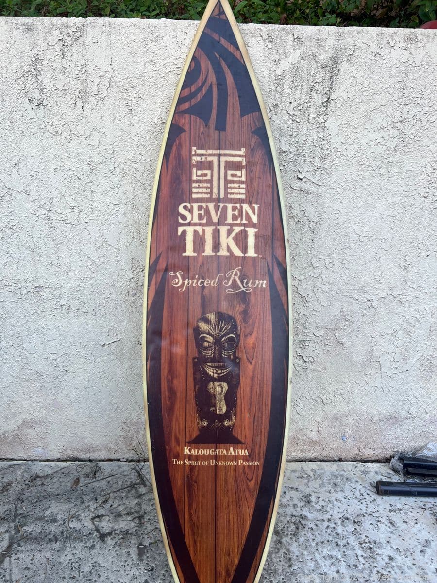 tiki-collectable-surfboard-decor-580040