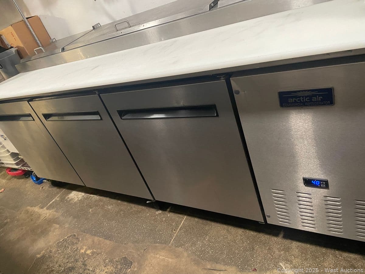 artic-air-3-door-sandwich-station-580028