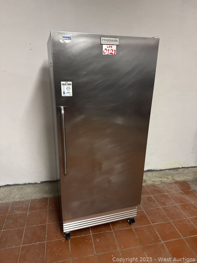 frigidaire-commercial-refrigerator-589819
