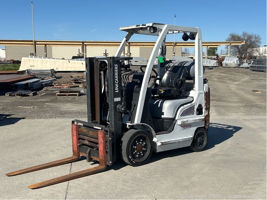 2015-unicarriers-mcp1f2a20lv-4000-lb-capacity-propane-forklift-with-hydraulic-fork-positioner-581345