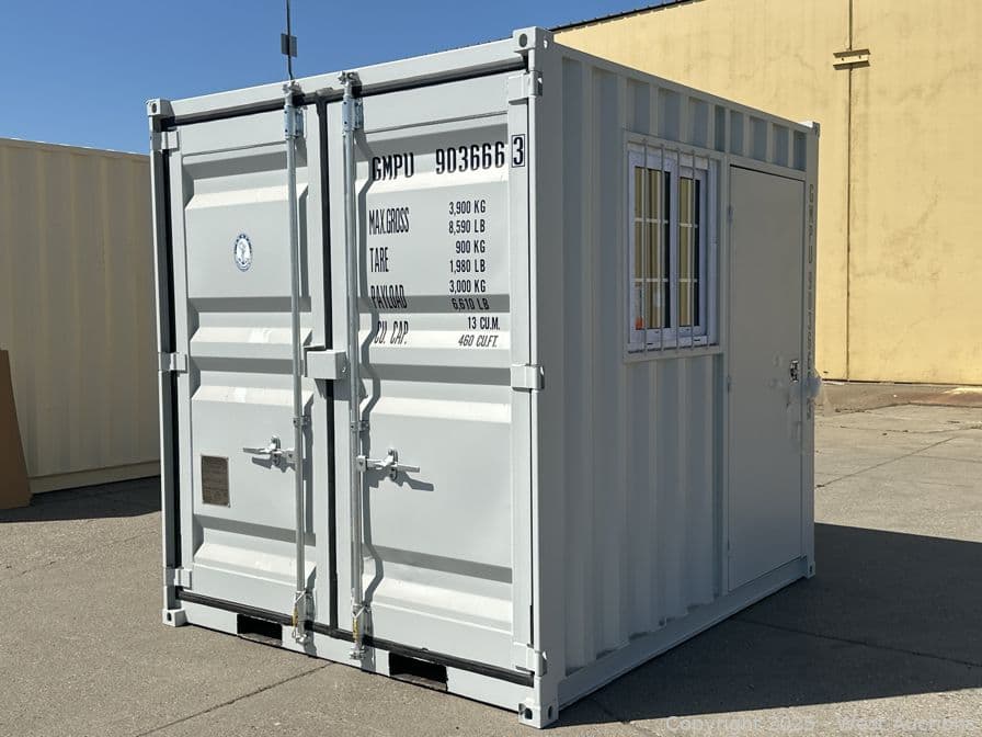 2025-9-container-with-door-and-window-unused-586260