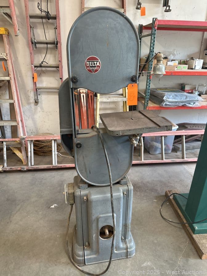 delta-14-vertical-bandsaw-581281
