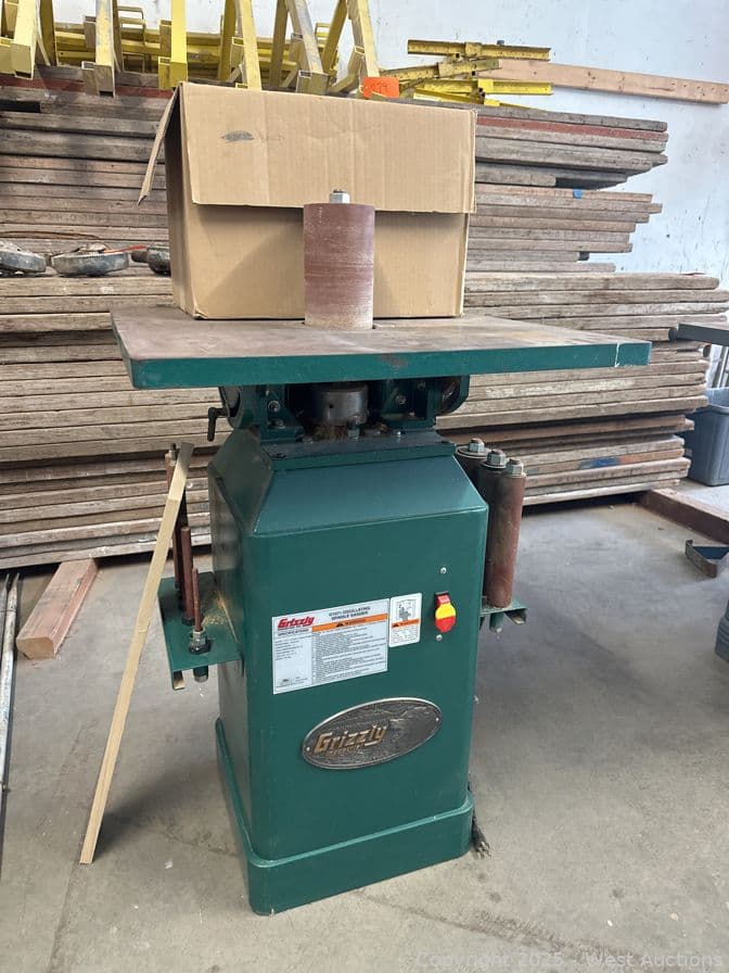 grizzly-g1071-oscillating-spindle-sander-581265