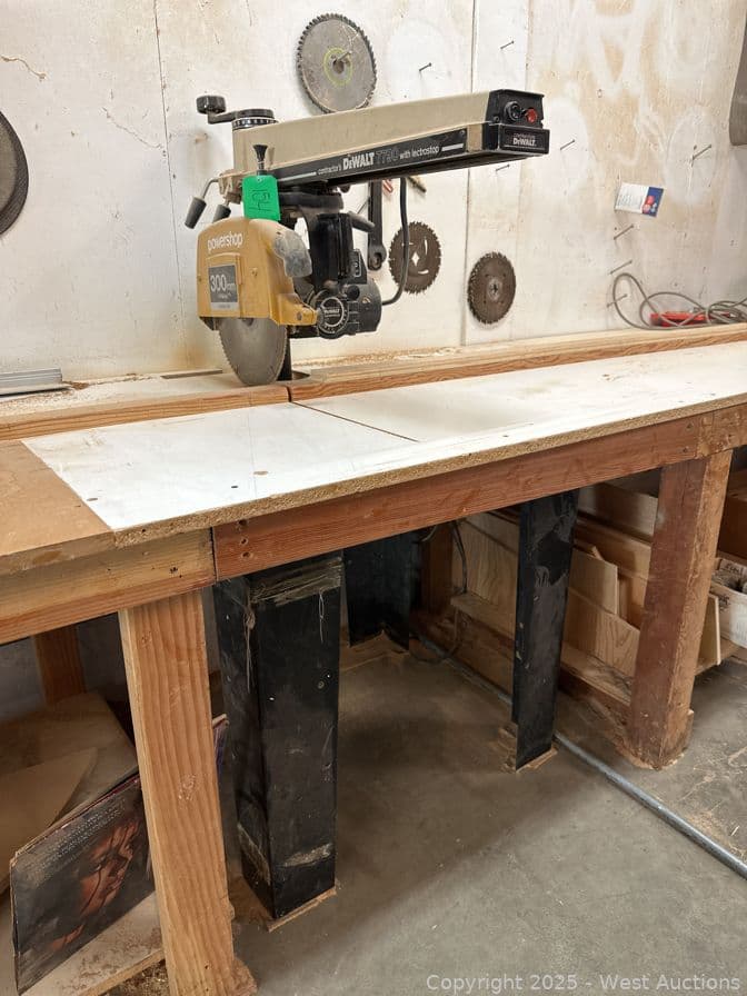 dewalt-7790-12-radial-arm-saw-with-24-1-2-table-581228