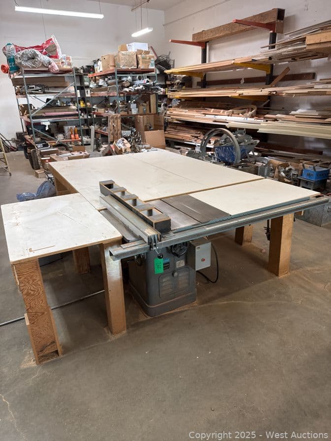 rockwell-10-table-saw-with-handmade-table-581325