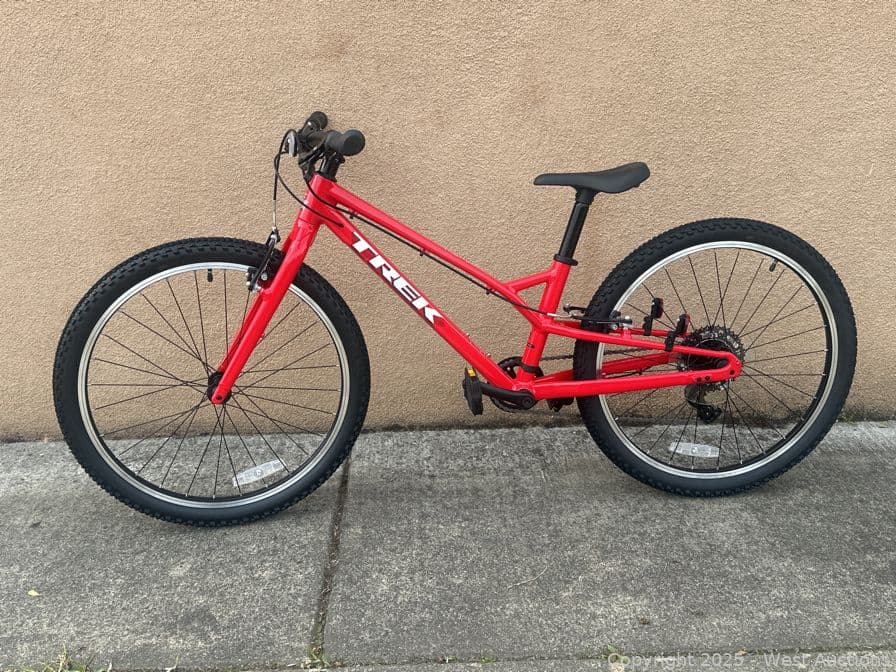 trek-wahoo-24-path-24-viper-red-581791