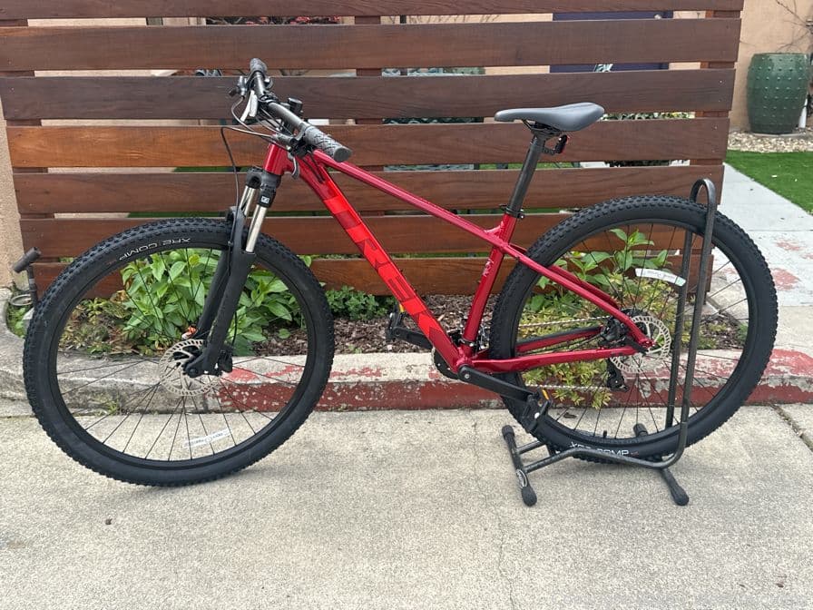 trek-marlin-4-m-29-crimson-581786