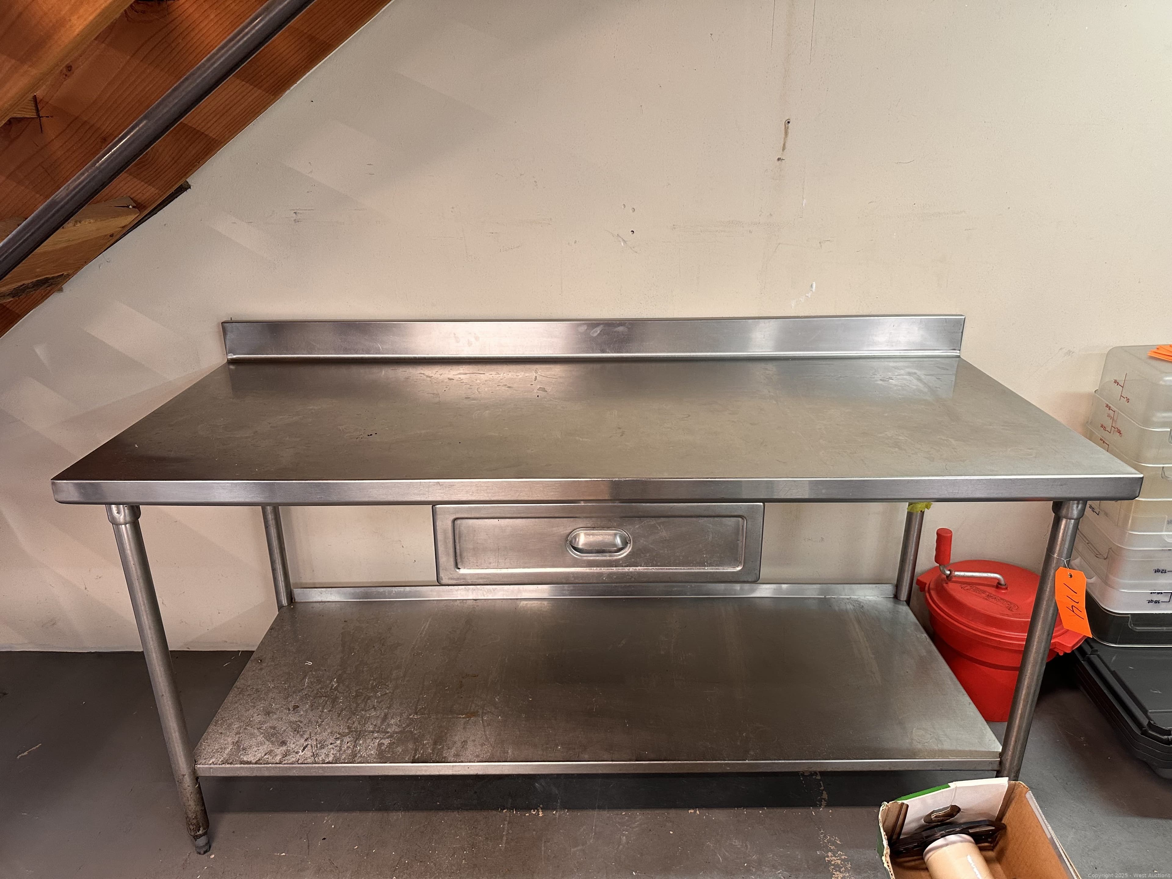 stainless-steel-prep-table-582260
