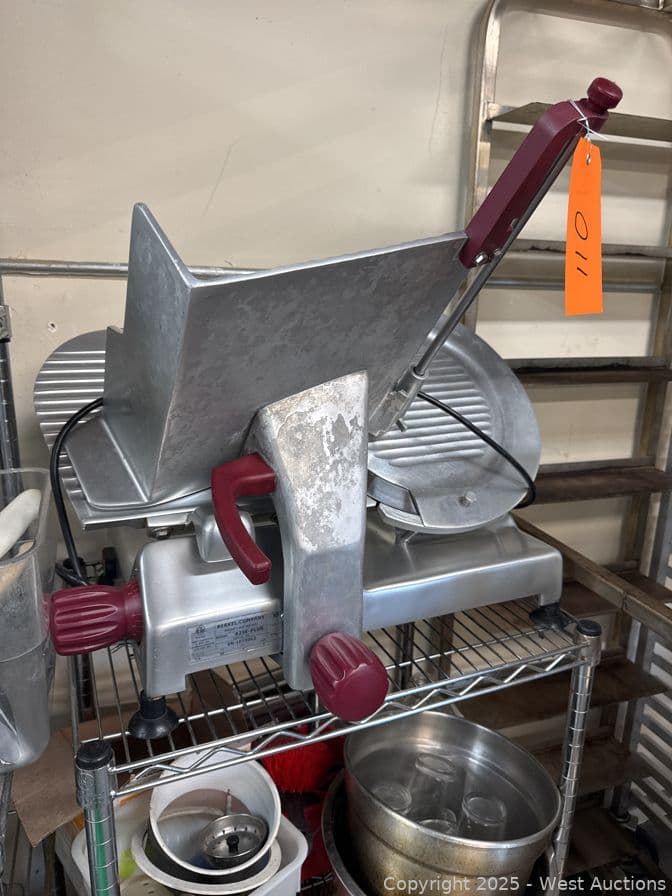 berkel-commercial-meat-slicer-582221