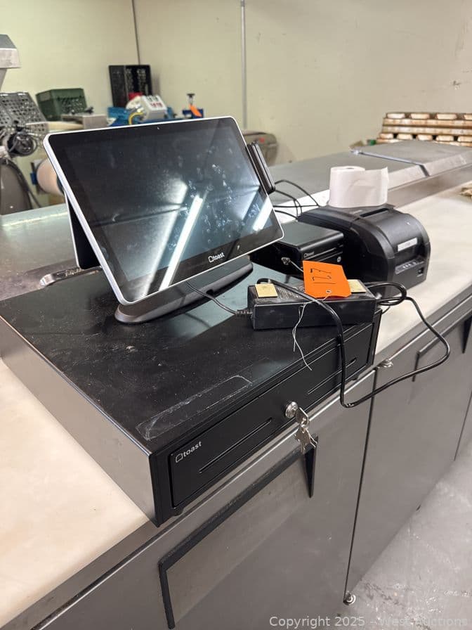 toast-pos-system-with-cash-drawer-nfs-reader-printer-and-more-582217