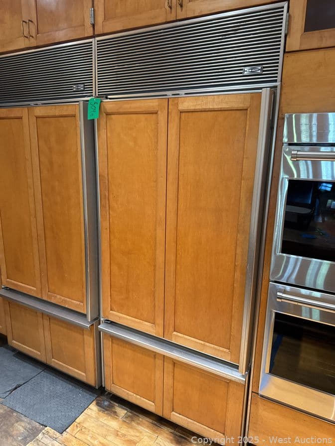 sub-zero-650-cabinet-style-refrigerator-586907