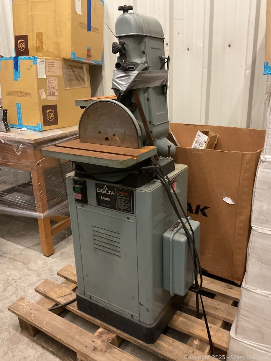 delta-sander-582398