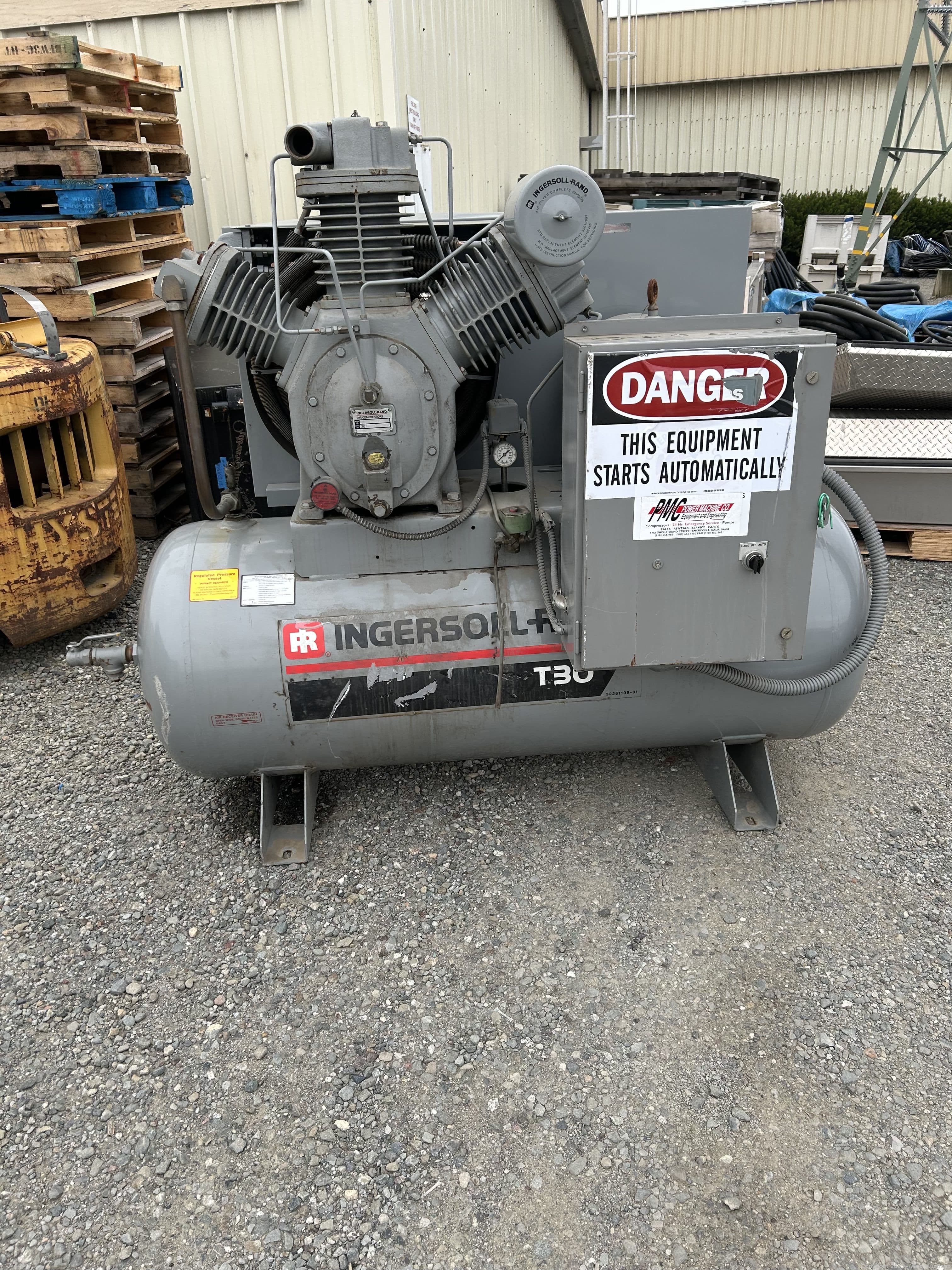 ingersol-rand-t30-3000e25-3-phase-air-compressor-589791