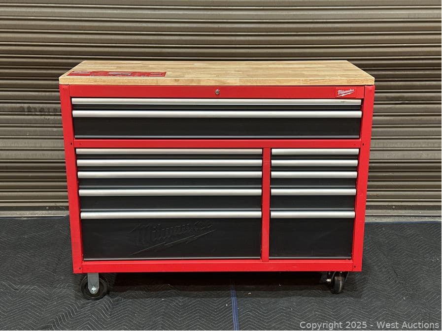milwaukee-tool-storage-52-in-w-x-22-in-d-heavy-duty-red-mobile-workbench-cabinet-987-retail-price-585999