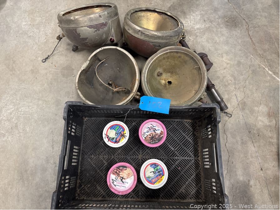 4-vintage-automotive-lights-model-a-sparkplugs-and-more-588462