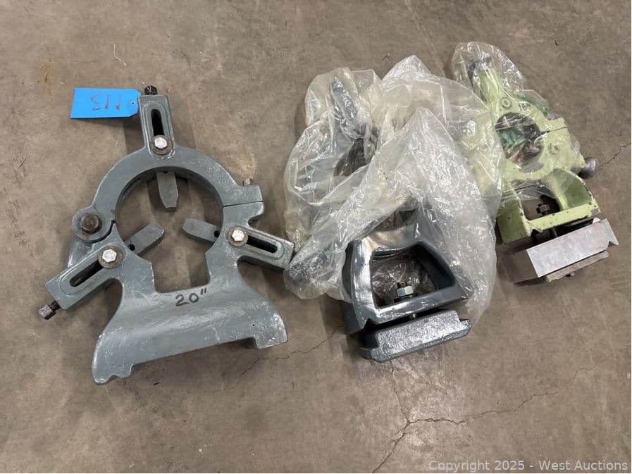 3-assorted-lathe-steady-rests-588451