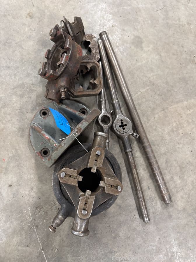 tooling-die-and-handle-90-degree-angle-plate-pipe-threading-and-more-588447