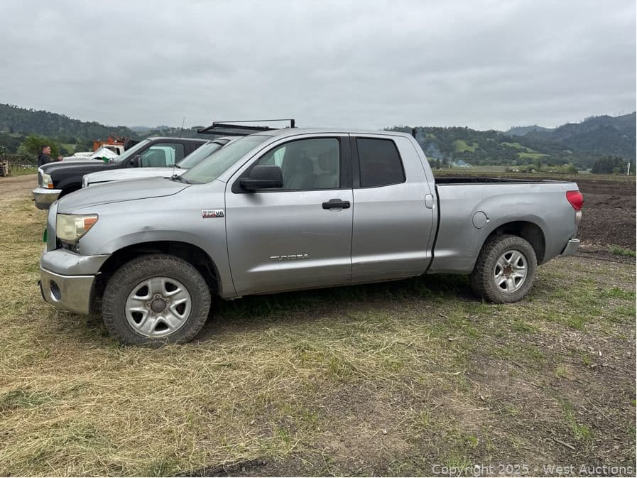 2008-toyota-tundra-589596