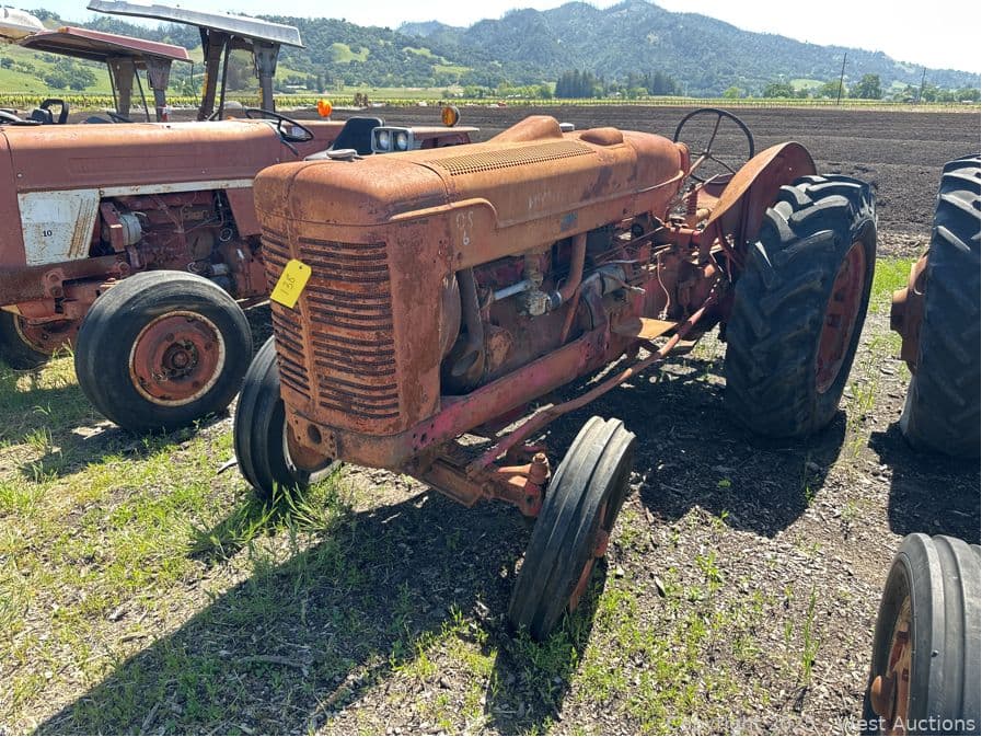 mccormick-os-6-orchard-vineyard-2wd-tractor-589582