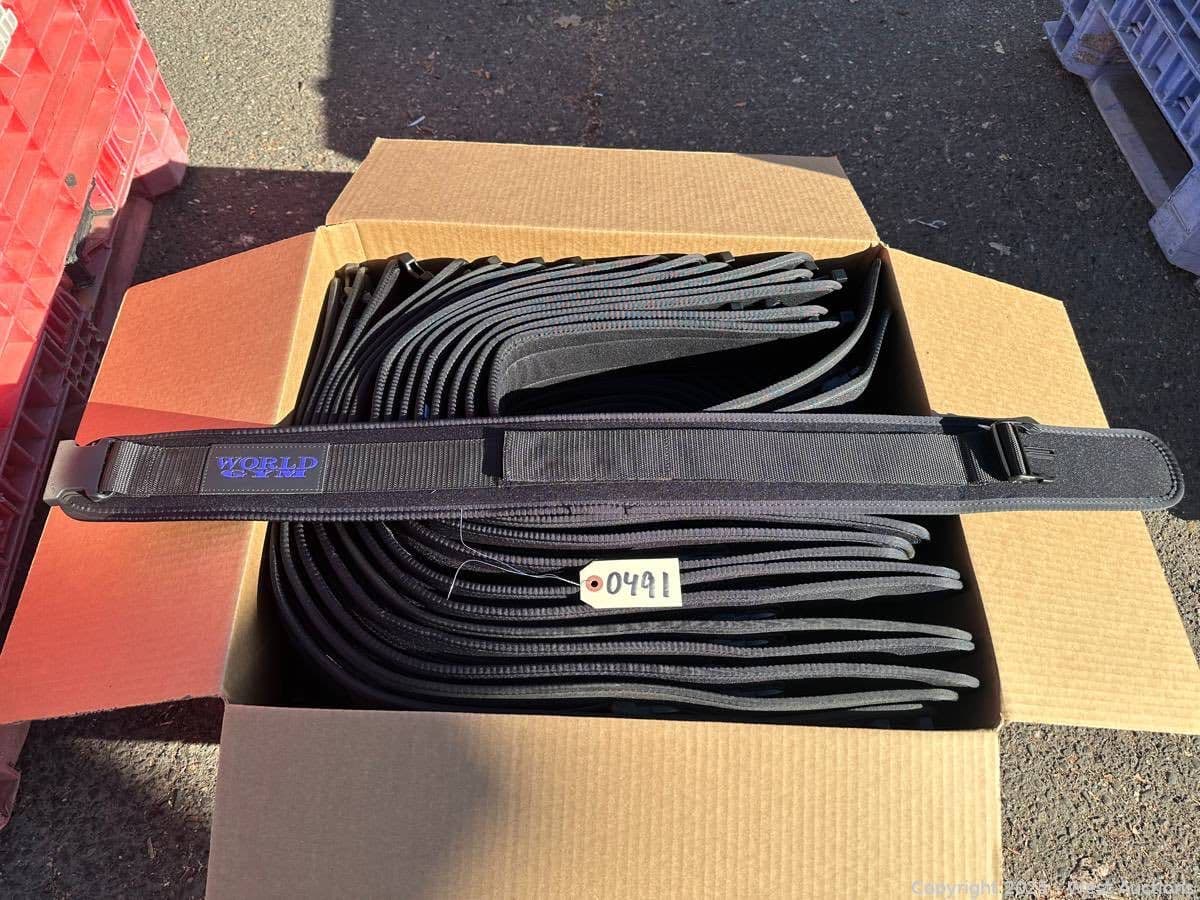 60-new-world-gym-workout-belts-black-size-large-613248