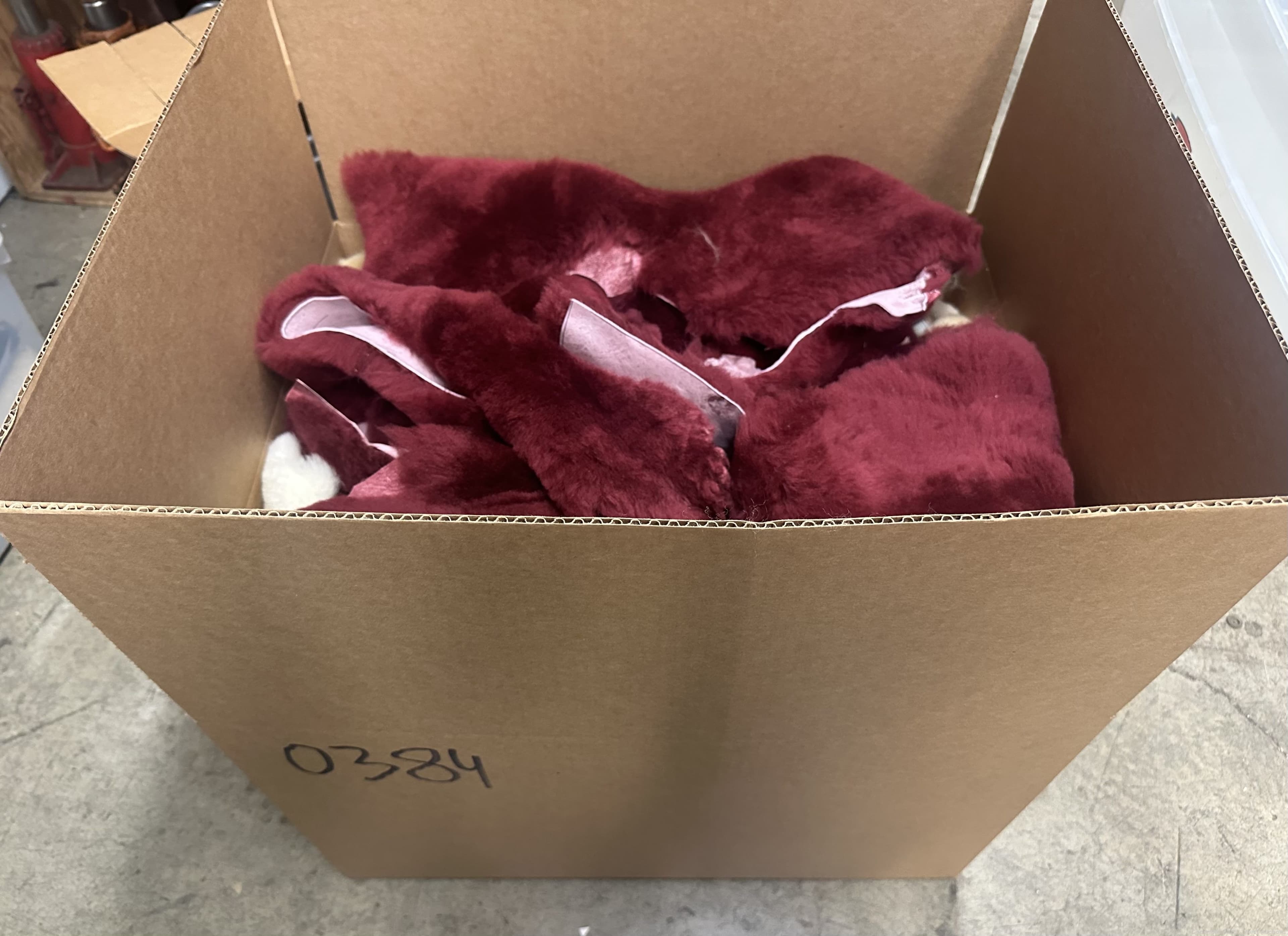 large-box-of-sheepskin-remnants-613336
