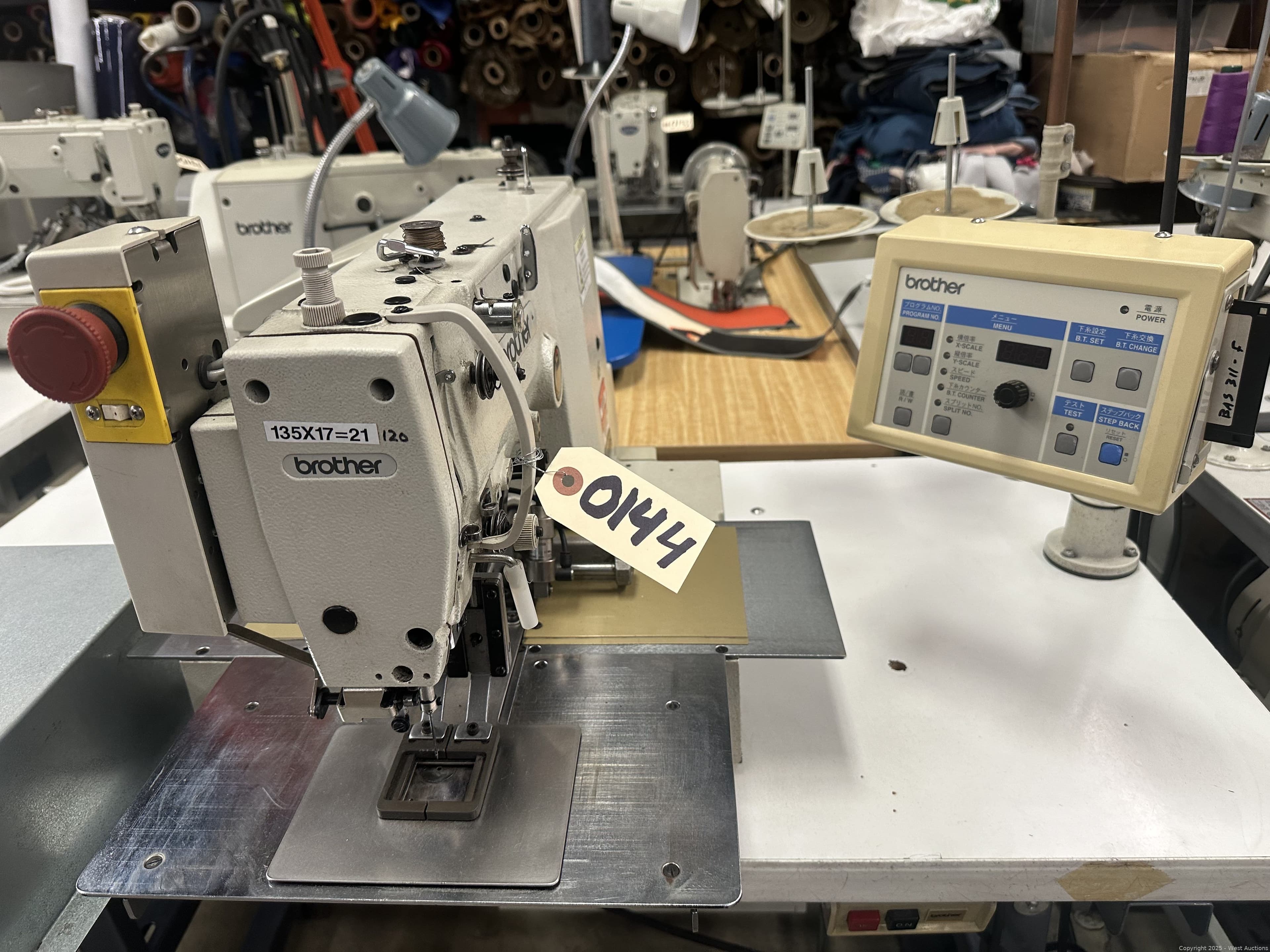 brother-bas-311f-01a-programmable-tacker-613331