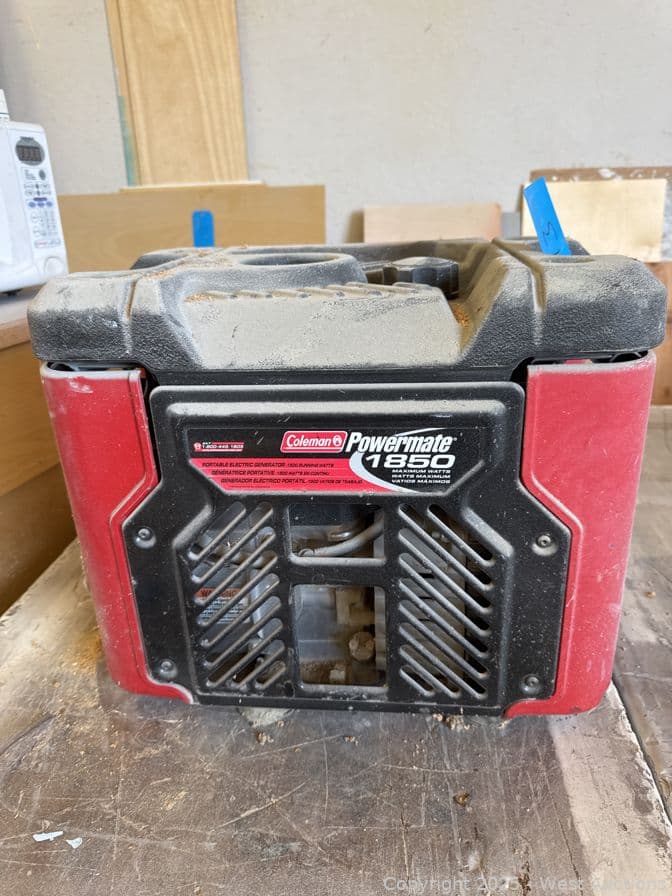 coleman-powermate-1850-portable-generator-590426