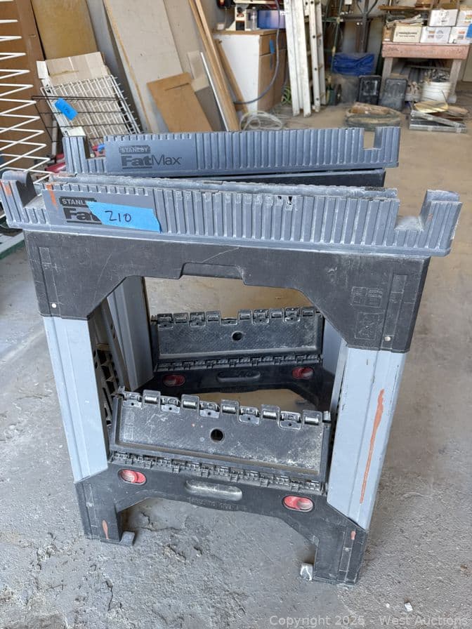 2-stanley-fat-max-sawhorses-590359