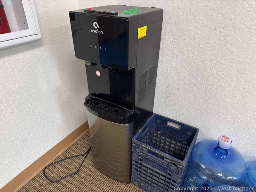 avalon-water-dispensing-machine-596334