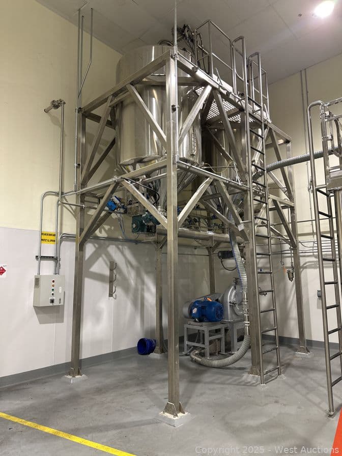 2018-industrial-scilo-tank-system-with-2-1040-gallon-scilos-motor-catwalk-and-more-disassembled-596360