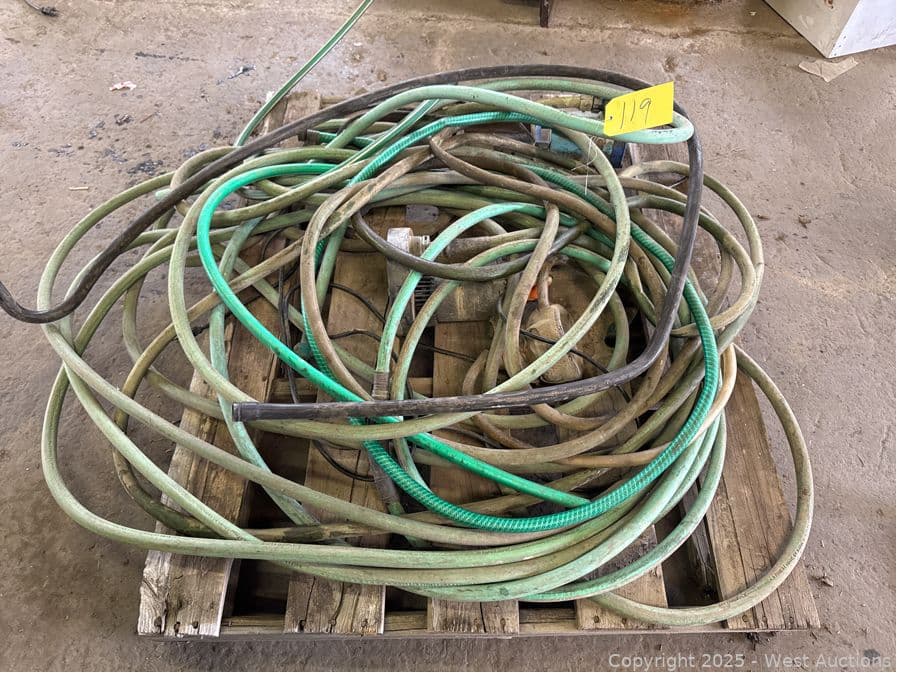 contents-of-pallet-hose-submersible-pumps-and-more-600489