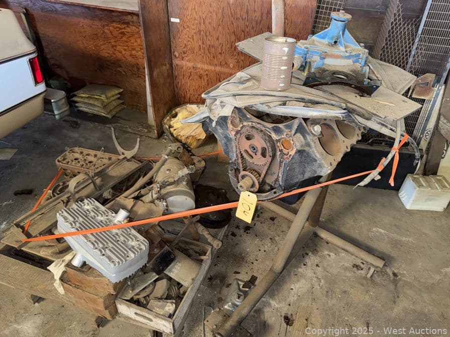 engine-block-assembly-with-contents-of-pallet-assorted-automotive-600210