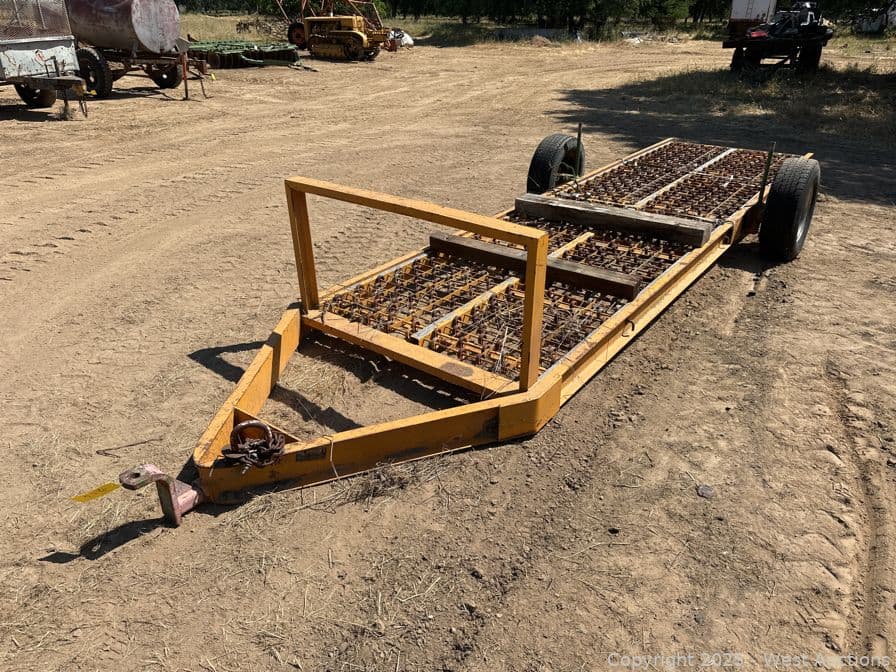 fruit-nut-bin-trailer-590968