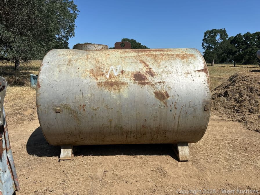 above-ground-fuel-tank-590971