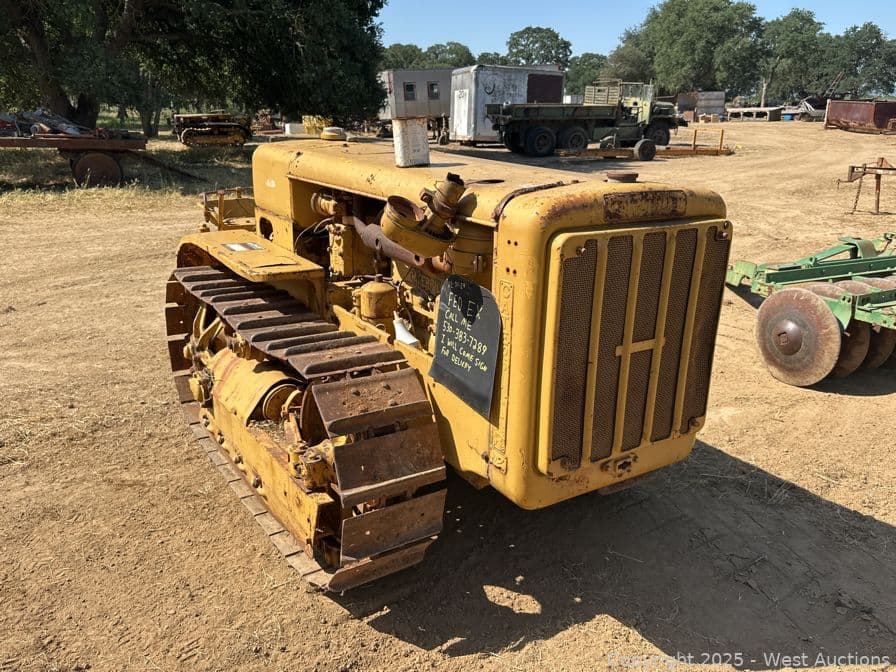 caterpillar-d2-crawler-dozer-590974