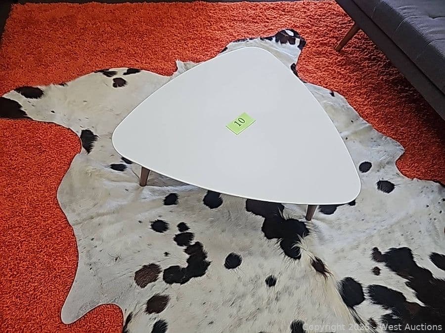 mid-century-modern-coffee-table-triangular-619794