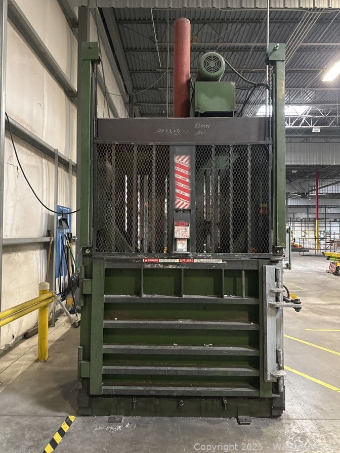 cardboard-baler-595526