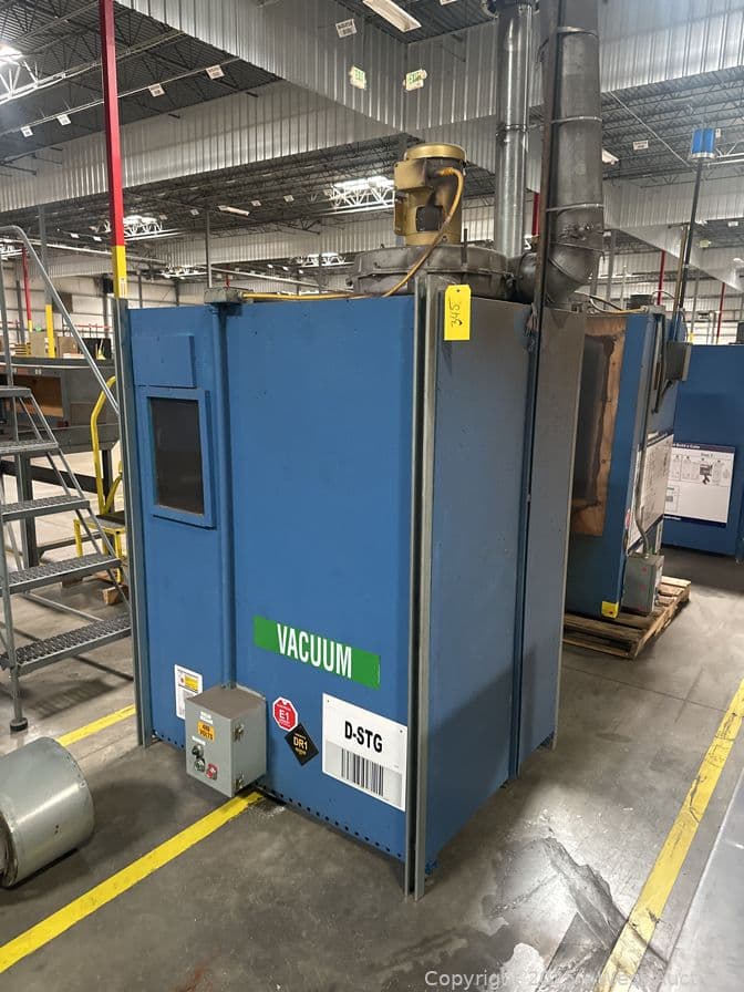 vacuum-scrap-box-595394