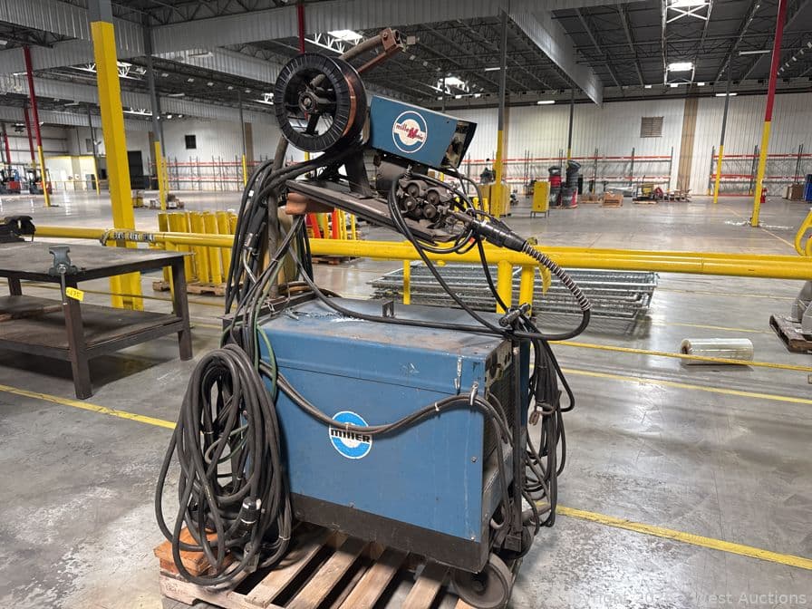miller-mp-45-e-dc-arc-welder-with-milermatic-30-wire-feeder-595650